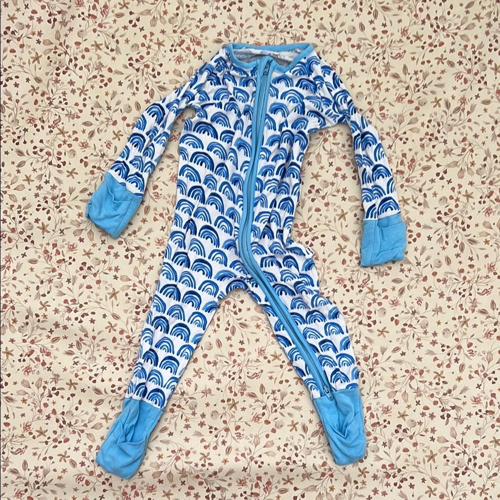 Little Sleepy Zippy Blue Rainbows 3–6m (SEE DETAILS)